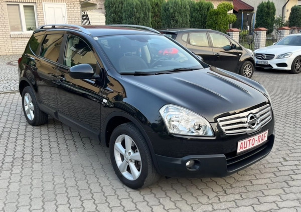 Nissan Qashqai+2 cena 29900 przebieg: 215000, rok produkcji 2009 z Sandomierz małe 232